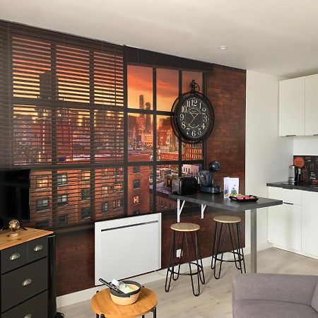 Le Petit Loft - Studio - Wifi - Coeur De Ville - Parking Pont-lʼAbbé Esterno foto