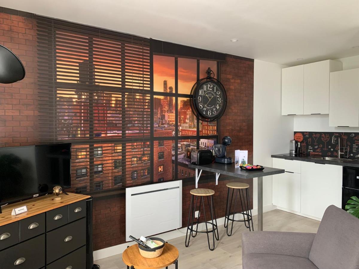 Le Petit Loft - Studio - Wifi - Coeur De Ville - Parking Pont-lʼAbbé Esterno foto